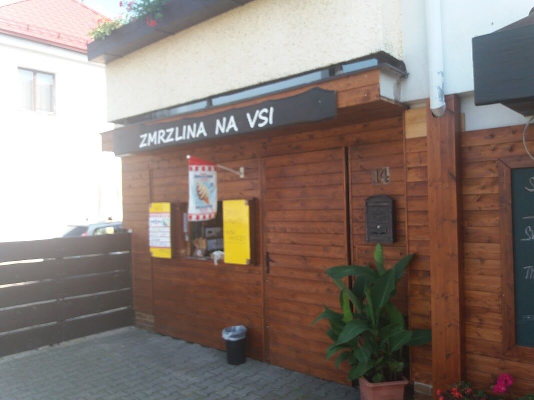 Stánek se zmrzlinou Zmrzlina Na Vsi